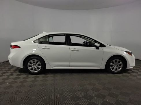 Used 2024 Toyota Corolla LE FWD image 10