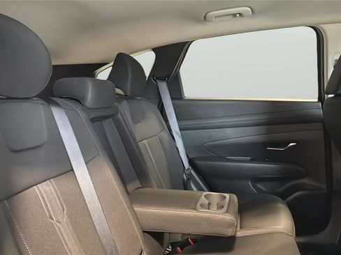 Used 2025 Hyundai Tucson SEL AWD/4WD image 16