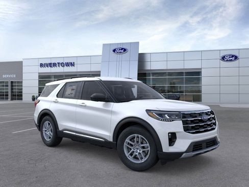 New 2025 Ford Explorer Active w/ Active Comfort Package image 7