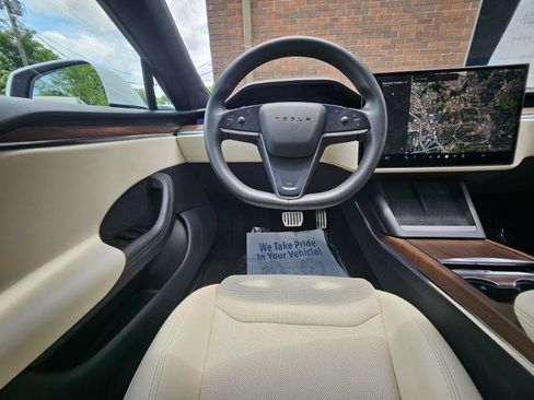 Used 2023 Tesla Model S AWD/4WD image 5