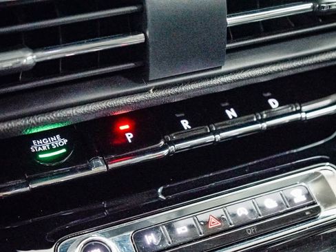 Used 2023 Lincoln Corsair Reserve image 20