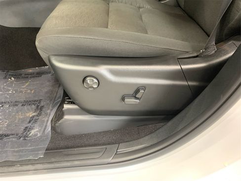 Used 2025 Dodge Durango GT w/ Blacktop Package image 17