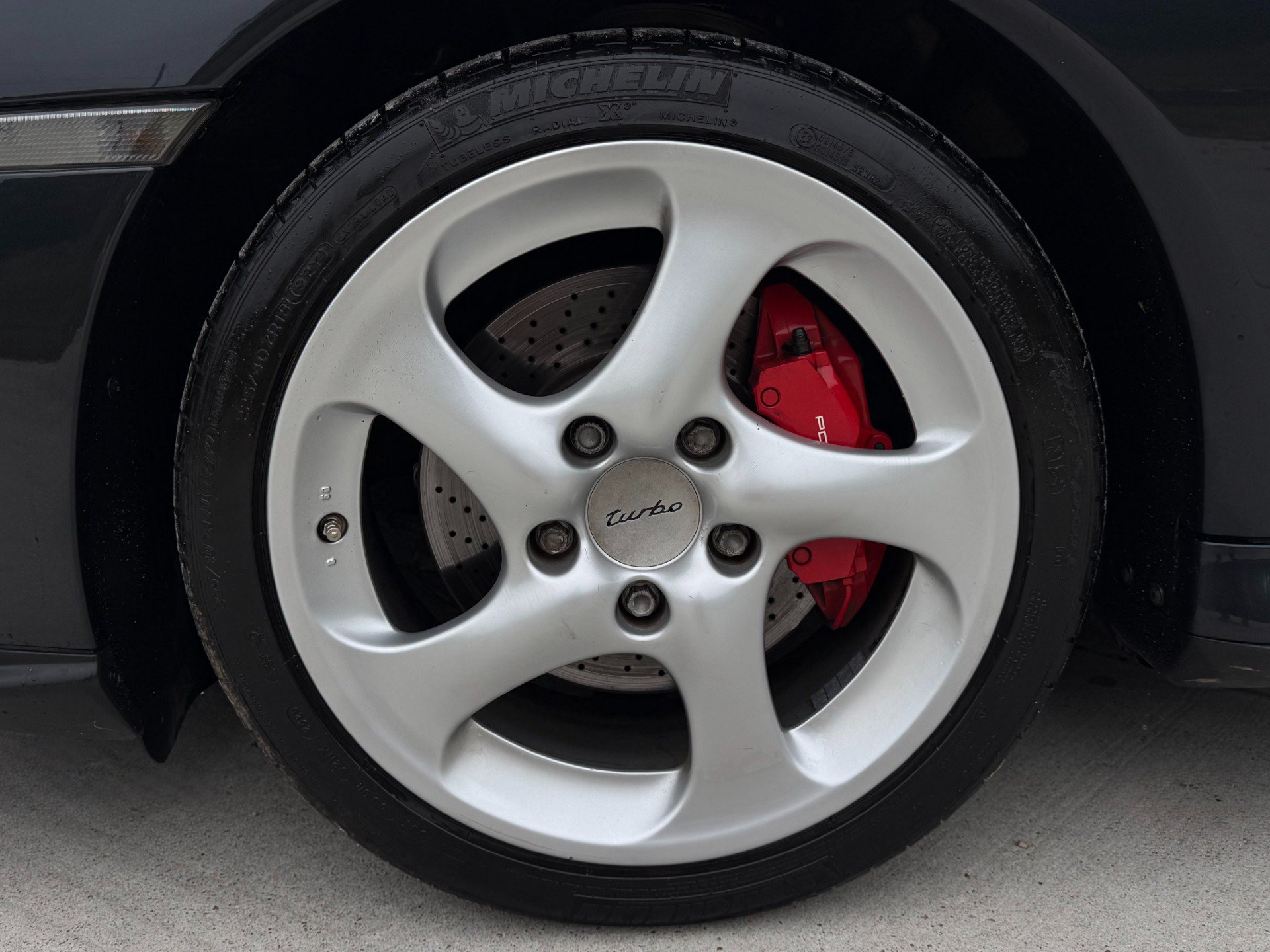 Used 2004 Porsche 911 Turbo AWD/4WD image 16