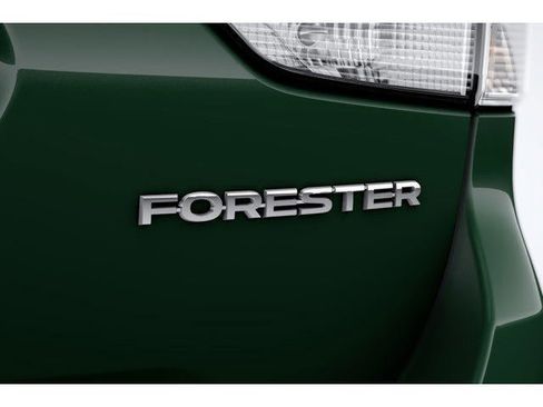 Certified 2024 Subaru Forester Premium AWD/4WD image 12