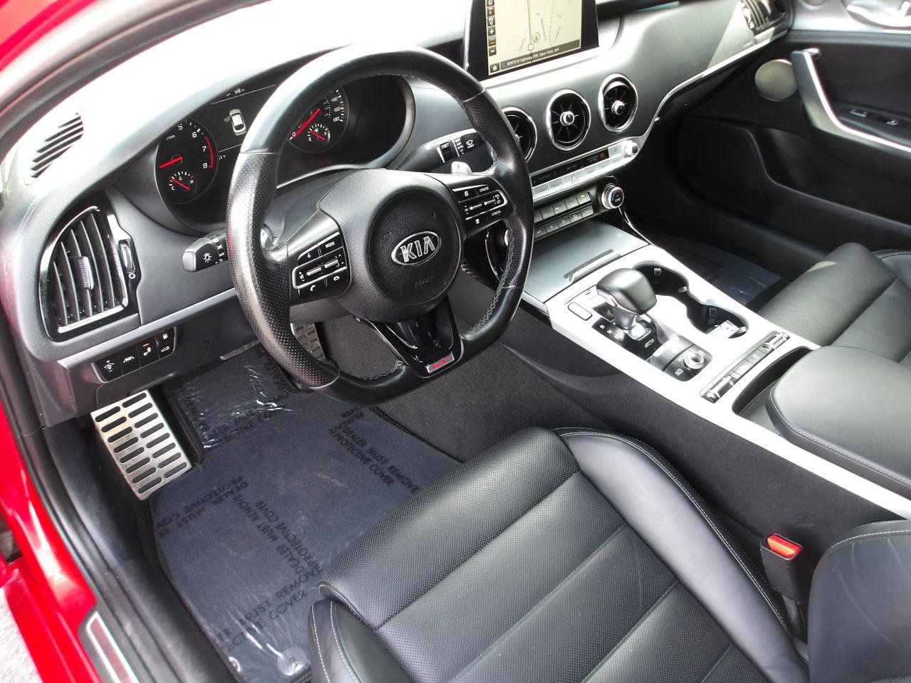 Used 2018 Kia Stinger GT2 RWD image 10