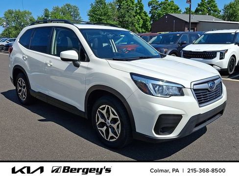 Used 2019 Subaru Forester Premium w/ Popular Package #1 AWD/4WD image 3
