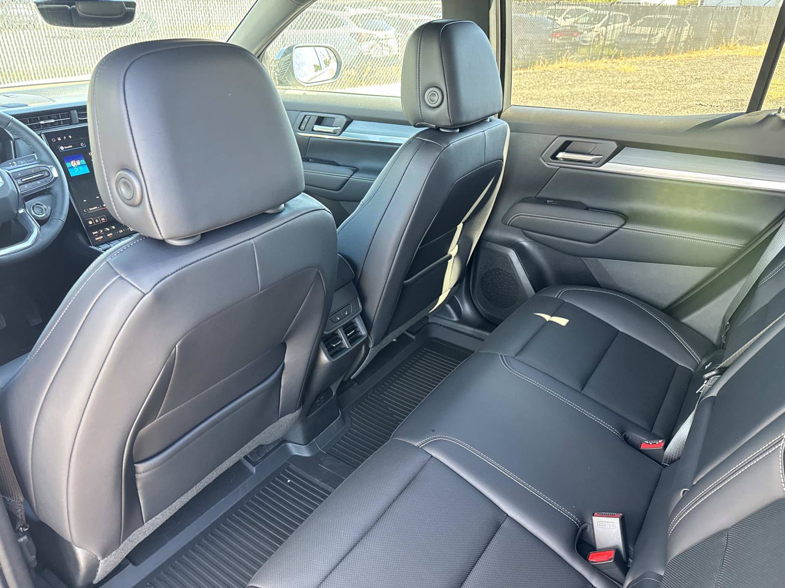 New 2027 GMC Terrain Elevation FWD image 14