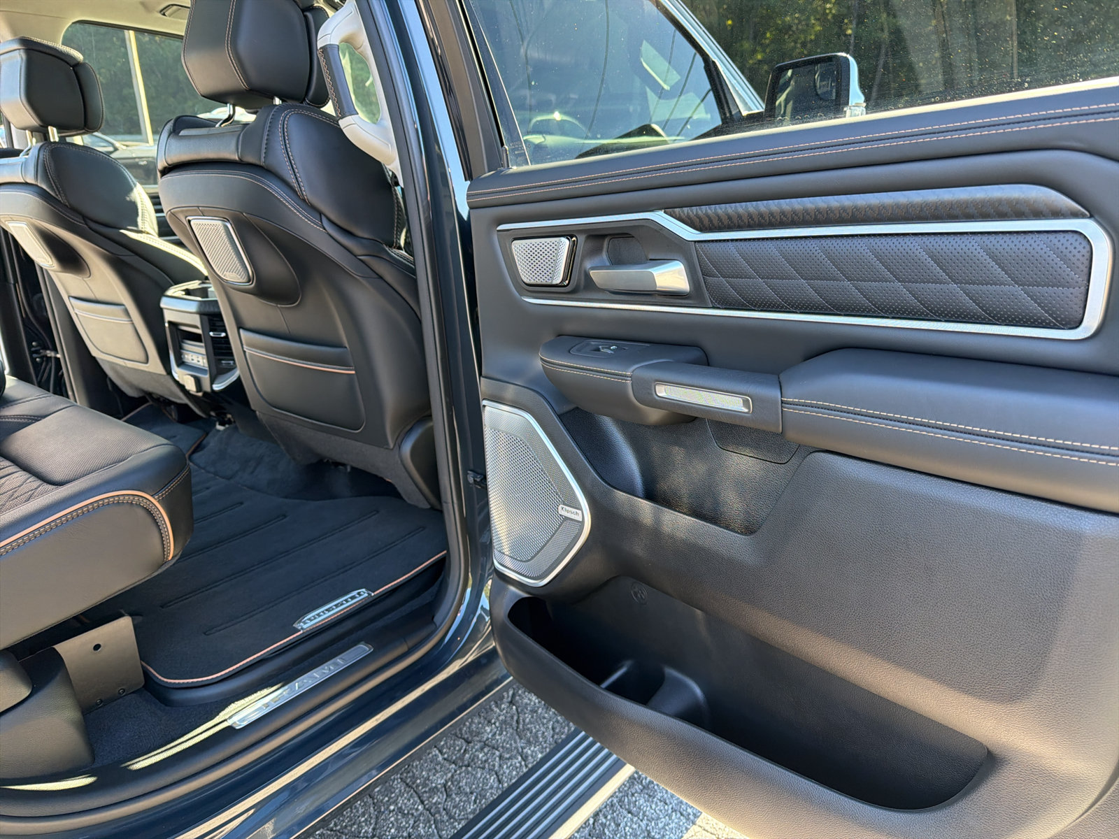 Used 2026 RAM 1500 Tungsten AWD/4WD image 31