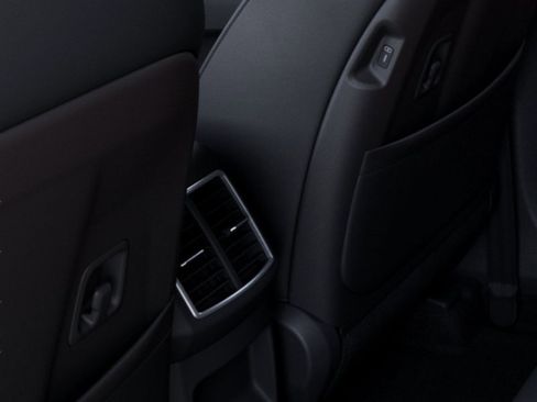 New 2026 Kia Sportage EX FWD image 22