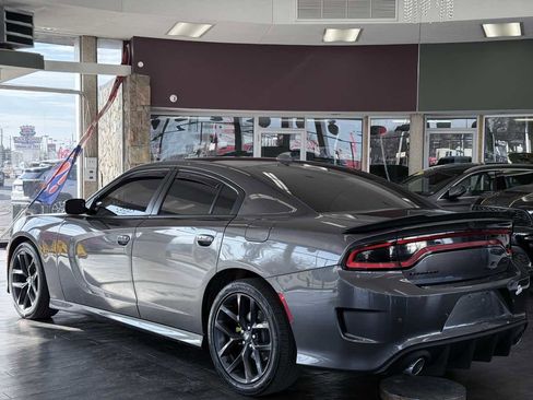 Used 2021 Dodge Charger R/T w/ Blacktop Package image 9