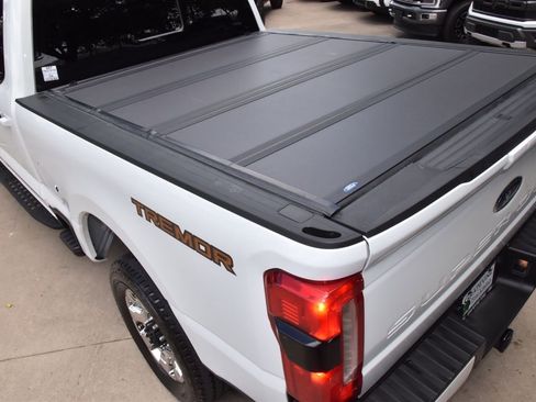 Used 2023 Ford F250 Lariat w/ Lariat Ultimate Package AWD/4WD image 39