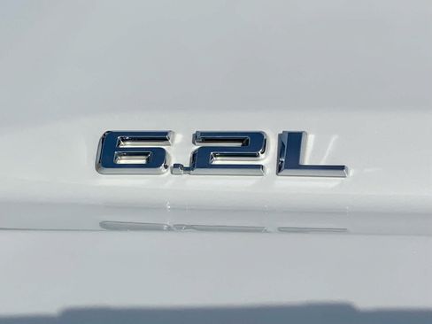 Used 2021 Chevrolet Silverado 1500 High Country w/ Technology Package AWD/4WD image 22