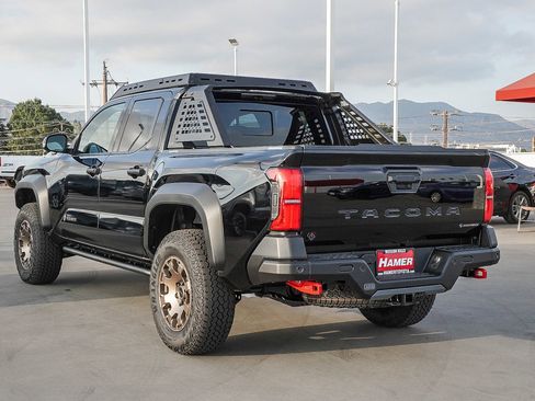 New 2025 Toyota Tacoma Trailhunter image 5