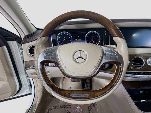 Used 2017 Mercedes-Benz S 550 Sedan image 13