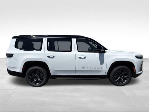 New 2026 Jeep Grand Wagoneer 4WD image 21