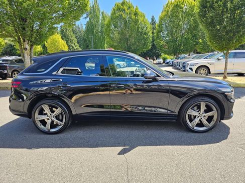 Certified 2025 Genesis GV70 3.5T Sport w/ Sport Prestige Package AWD/4WD image 4