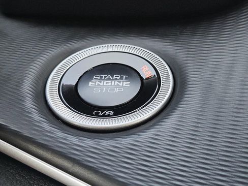 New 2025 Jeep Grand Cherokee L Altitude image 14