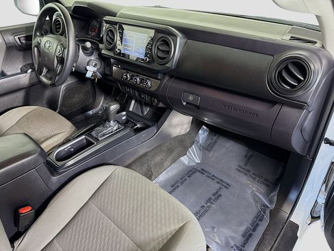 Used 2021 Toyota Tacoma SR image 29