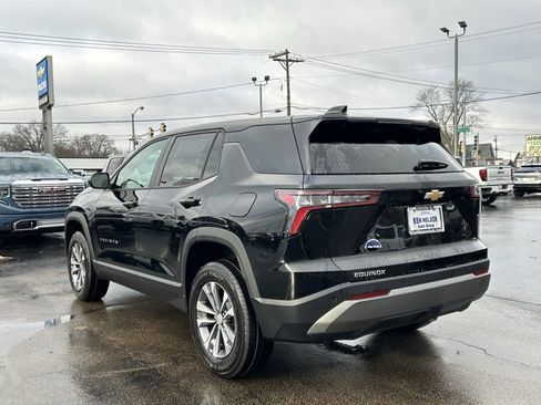 New 2026 Chevrolet Equinox LT image 3