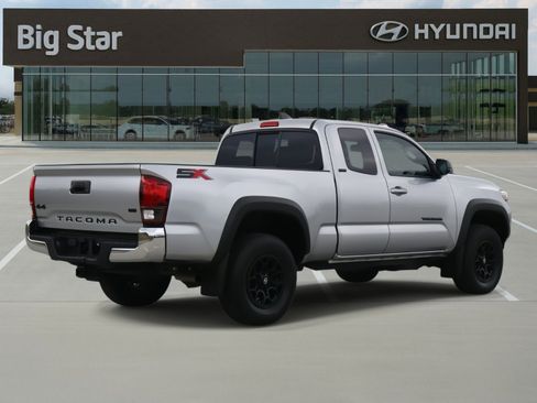 Used 2023 Toyota Tacoma SR5 image 4