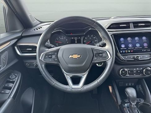 Used 2023 Chevrolet TrailBlazer ACTIV w/ Convenience Package image 14