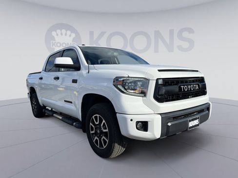 Used 2017 Toyota Tundra SR5 image 10