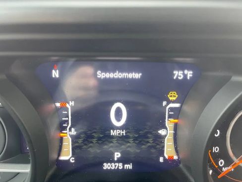 Used 2024 Jeep Wrangler Unlimited Sport AWD/4WD image 26