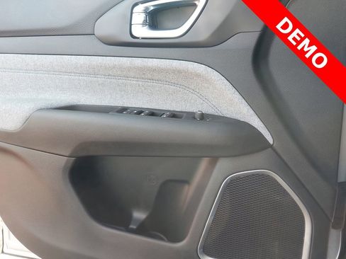 New 2025 Jeep Compass Sport image 28