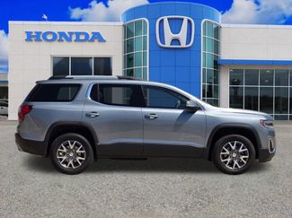 Used 2023 GMC Acadia SLE w/ Driver Convenience Package FWD video 2