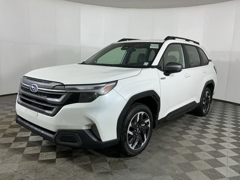 New 2025 Subaru Forester Limited image 3