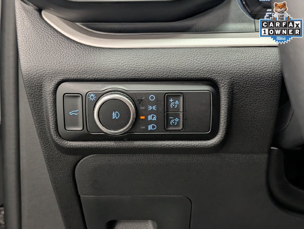 Used 2023 Ford Explorer XLT w/ Equipment Group 202A AWD/4WD image 21