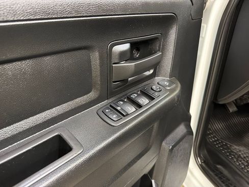 Used 2023 RAM 3500 Tradesman w/ Chrome Appearance Group RWD image 30