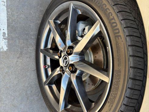 Used 2018 MAZDA MX-5 Miata Grand Touring RWD image 36