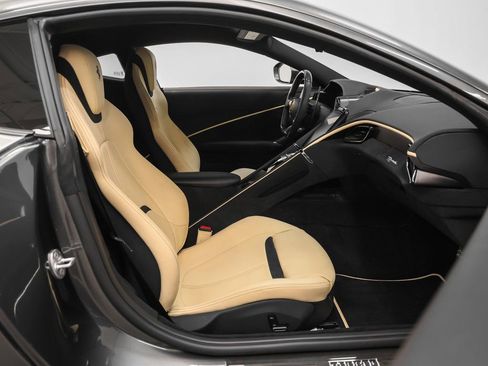 Certified 2024 Ferrari Roma image 25