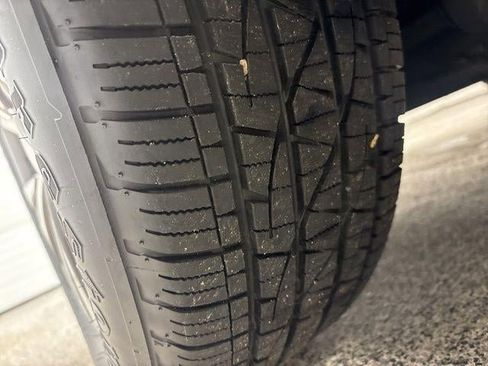 Used 2021 Buick Envision Essence image 37