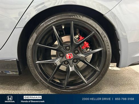 Used 2024 Honda Civic Type R image 14