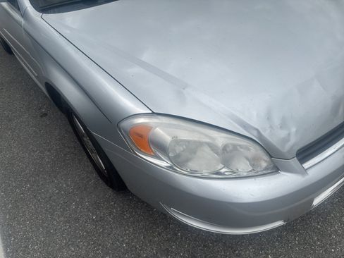 Used 2011 Chevrolet Impala LS FWD image 9