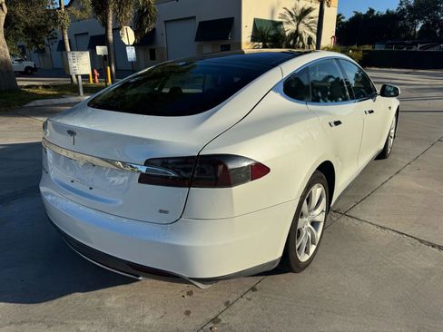 Used 2013 Tesla Model S image 6