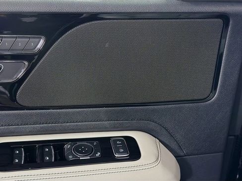 New 2026 Lincoln Aviator 2WD image 20
