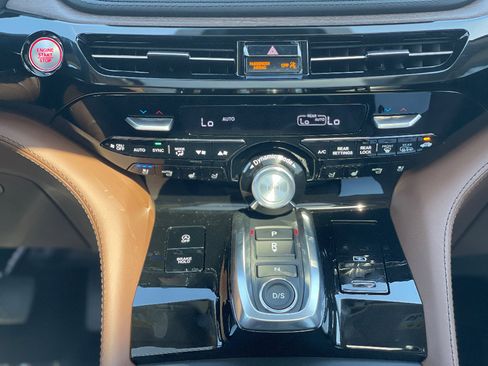 Used 2026 Acura MDX SH-AWD w/ Advance Package image 32