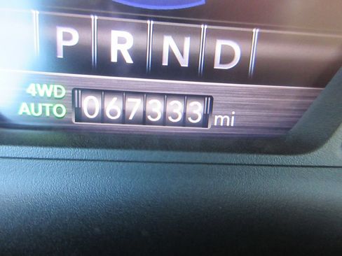 Used 2021 RAM 1500 Laramie AWD/4WD image 31