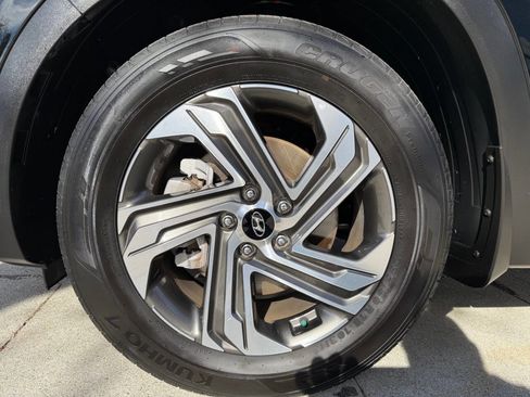 Used 2023 Hyundai Santa Fe SEL w/ Cargo Package image 18