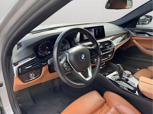 Used 2020 BMW 540i w/ Premium Package RWD image 6