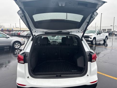 Used 2024 Chevrolet Equinox LT w/ LPO, Floor Liner Package AWD/4WD image 21