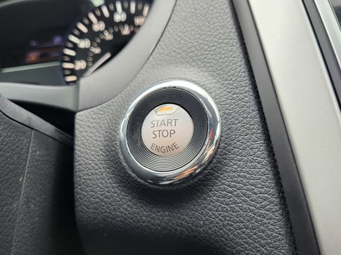 Used 2017 Nissan Altima 2.5 SR image 6