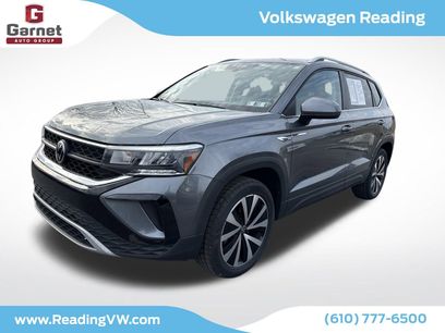 Certified 2022 Volkswagen Taos SE w/ Driver Assistance Package