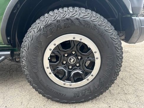 Used 2022 Ford Bronco Badlands AWD/4WD image 10