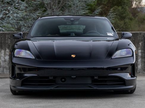 New 2025 Porsche Taycan 4S image 8