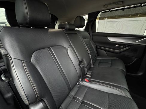 Used 2024 MAZDA CX-90 3.3 Turbo w/ Preferred Plus image 32