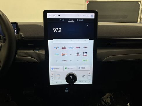 Used 2024 Ford Mustang Mach-E Select w/ Comfort Package Lite image 8